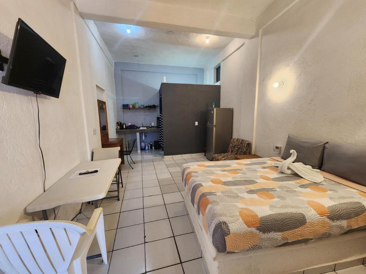 Small Studio Apt 5Min To Dt! Zihuatanejo Exterior foto