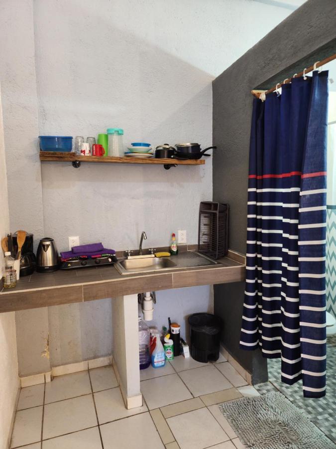 Small Studio Apt 5Min To Dt! Zihuatanejo Exterior foto